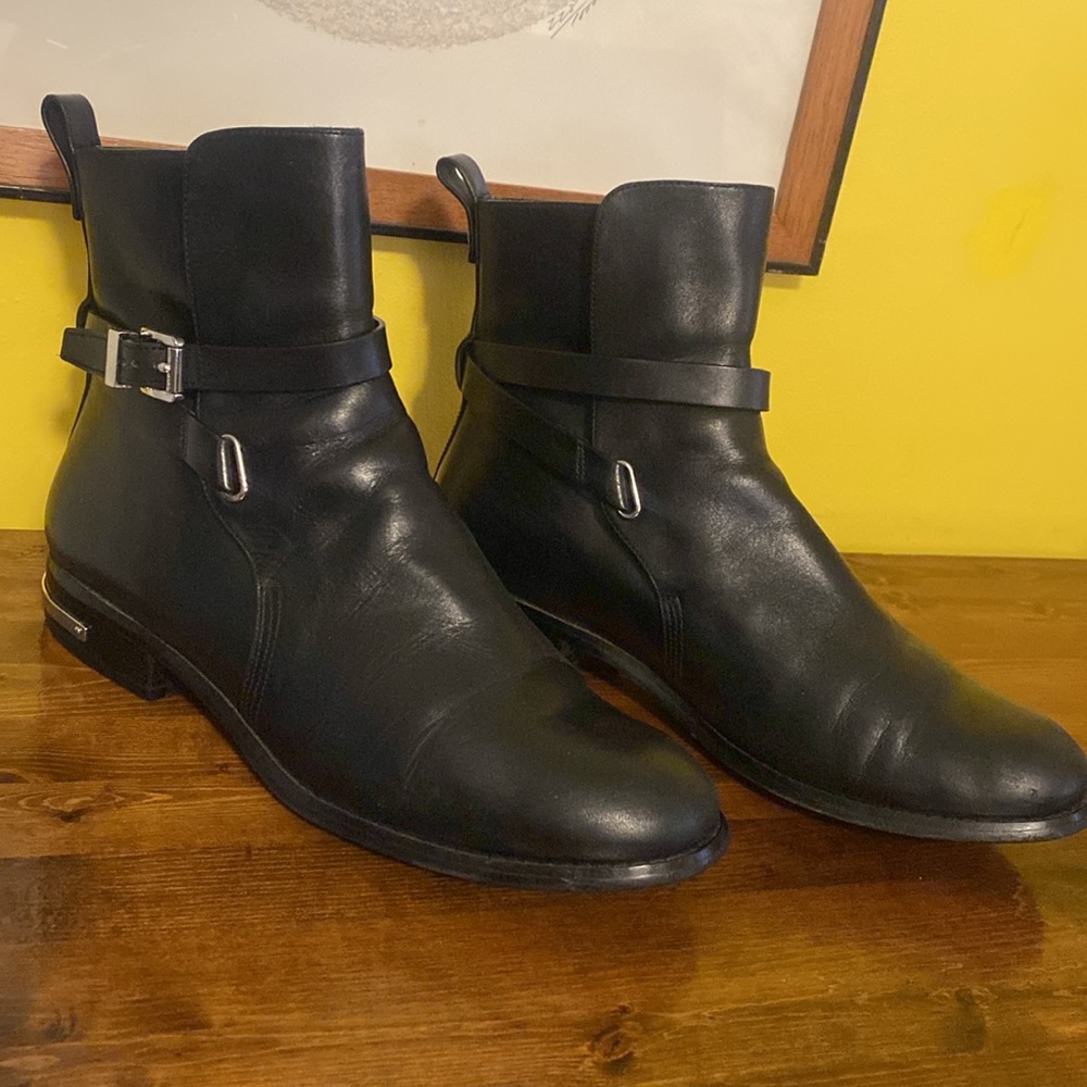 Michael Kors Black Leather Cross Strap Ankle Boots 9.5